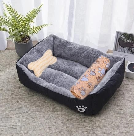 COUSSIN CHIEN UTILE-USEFULDOGâą
