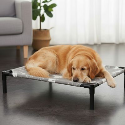LIT POUR CHIEN SURÉLEVÉ | COUCHAGE RESPIRANT ET CONFORTABLE